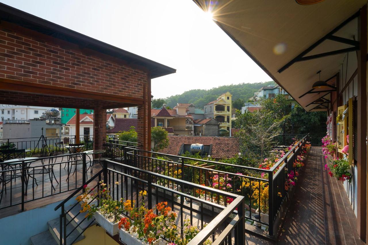 Little Colmar - Homestay & Pottery Studio Ha Long Exterior photo